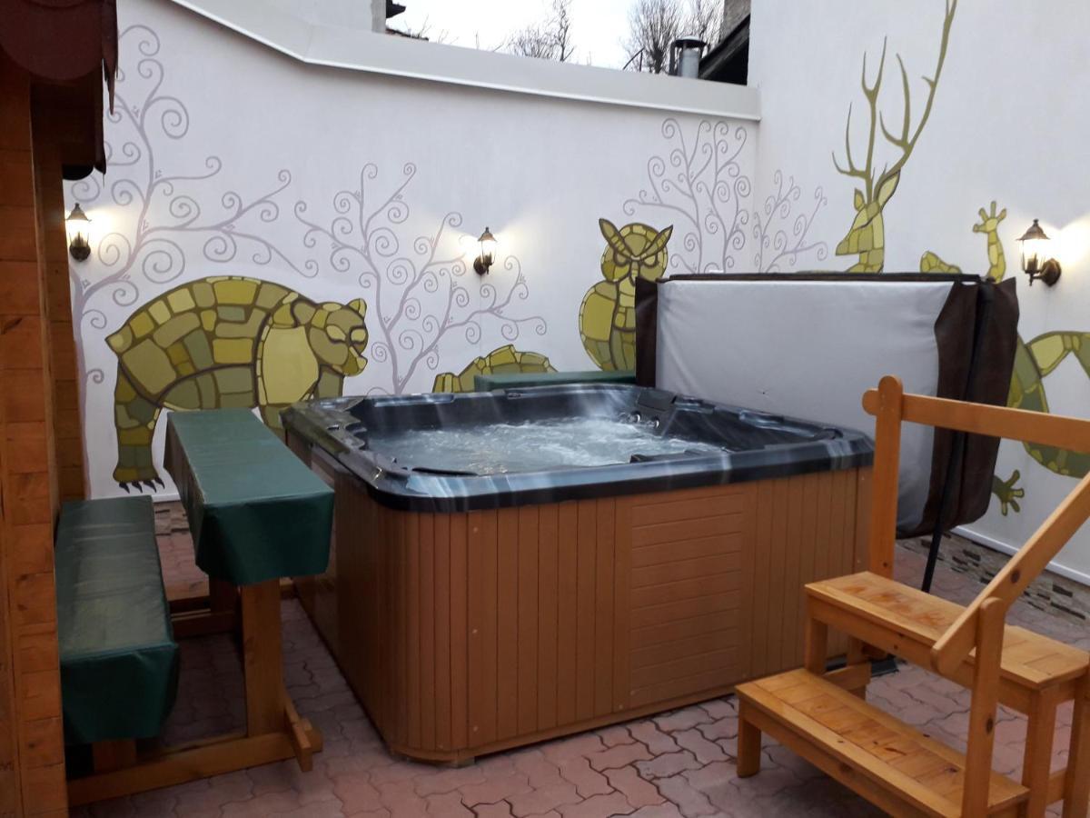 Red House Hotel Kyustendil Ngoại thất bức ảnh